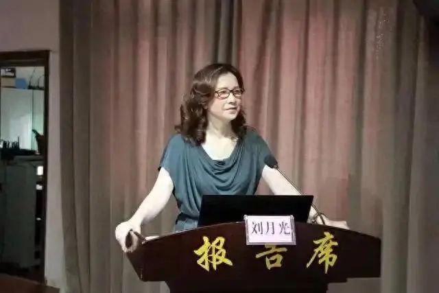 从护士到院长：四川一医院女院长严重违纪被查