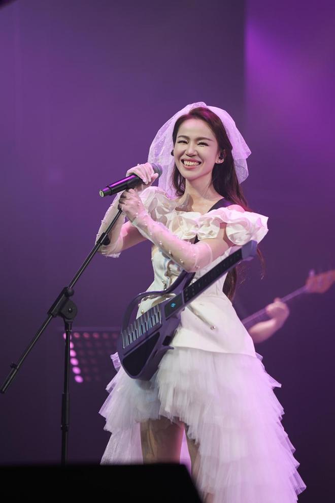 1.7亿播放量神曲续篇：当“隆回姑娘”遇见“湾区故事” 全网刷屏
