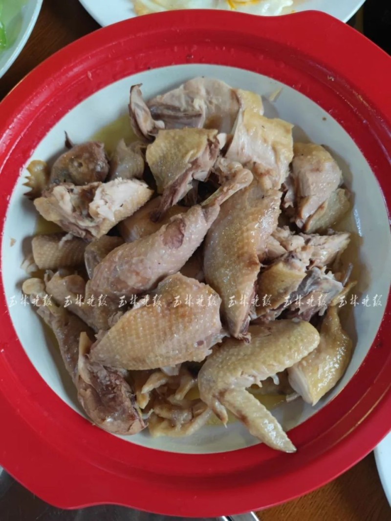 皮滑肉嫩，香味纯正，这道美食尝过难忘
